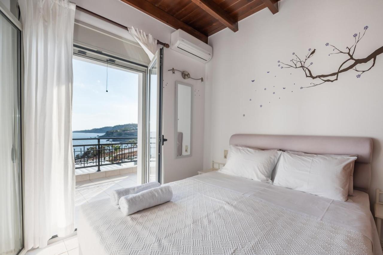 Achlia Beach Villa Eksteriør billede
