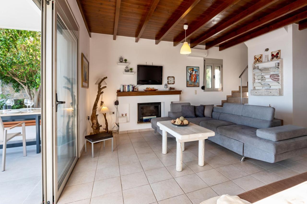 Achlia Beach Villa Eksteriør billede