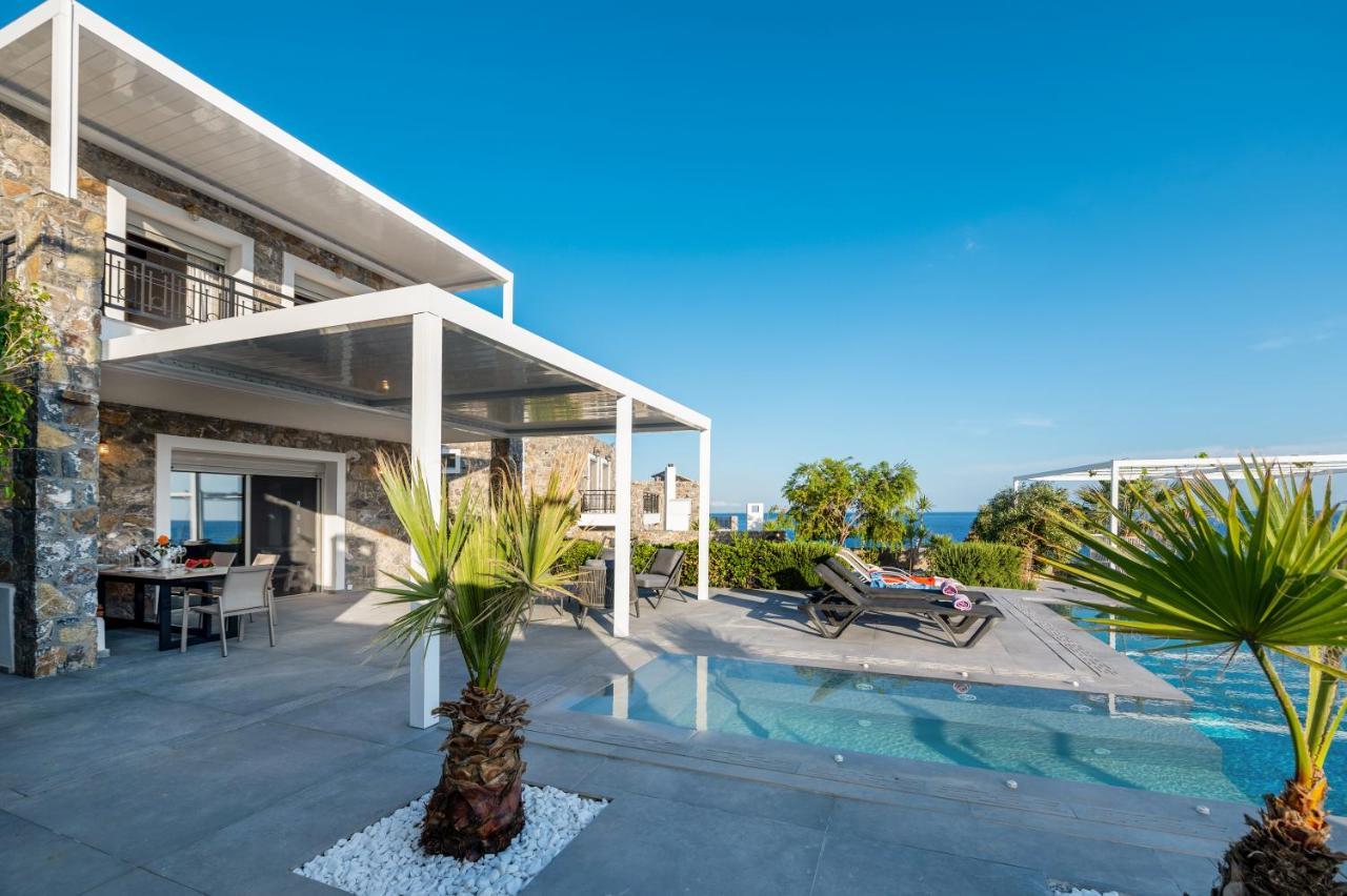 Achlia Beach Villa Eksteriør billede