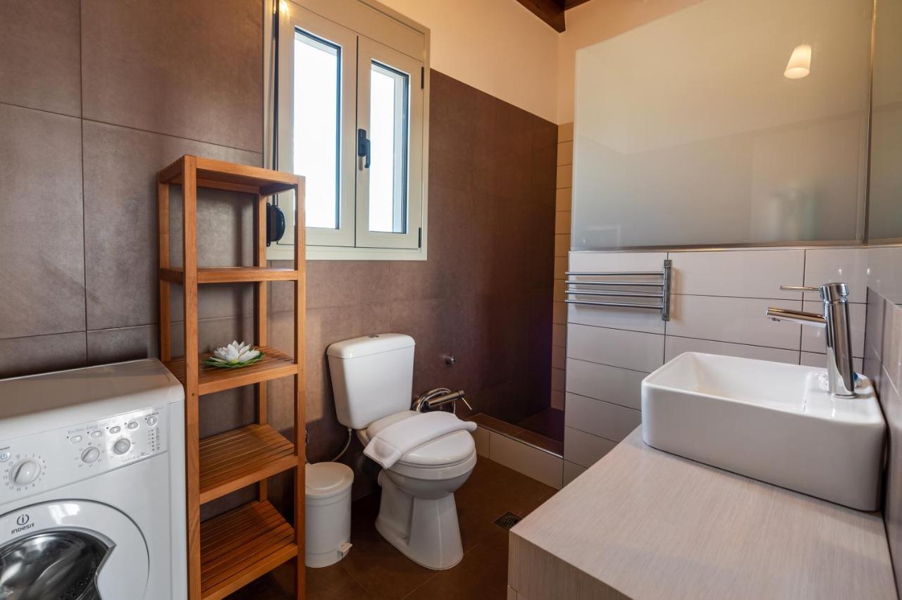 Achlia Beach Villa Eksteriør billede